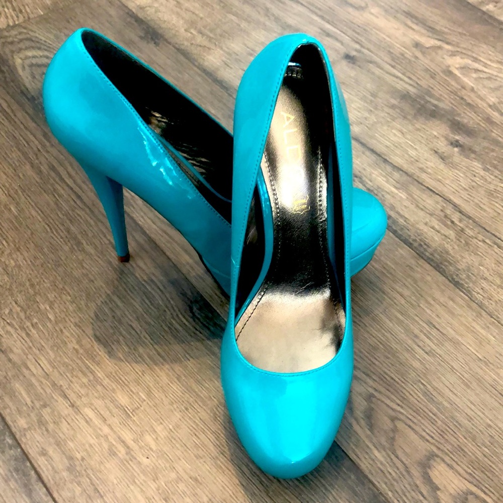 [Aldo] platform high heels 39